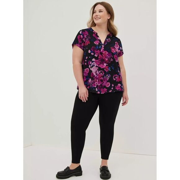 Torrid Top Womens 3X Pink Black Floral Gauze Short Sleeve Split V-Neck Cottage - Picture 1 of 8